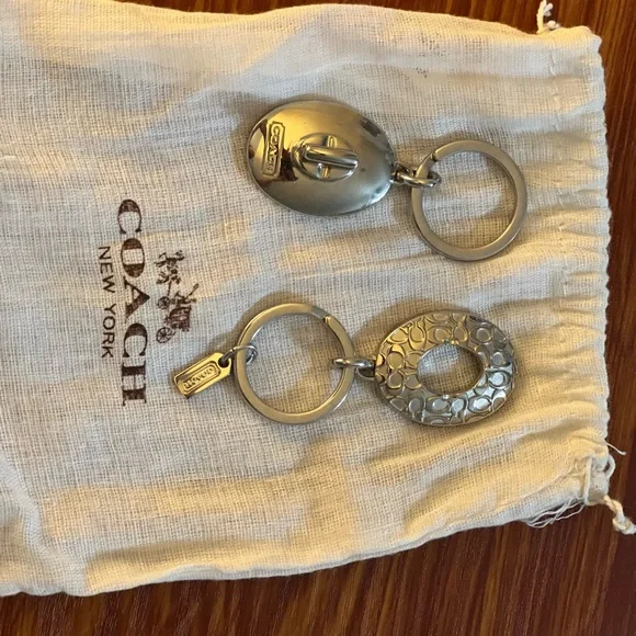 Coach Keychain - Picture 4 of 4